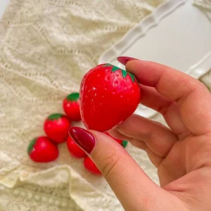 Alternative view of بالم لب توت‌فرنگی