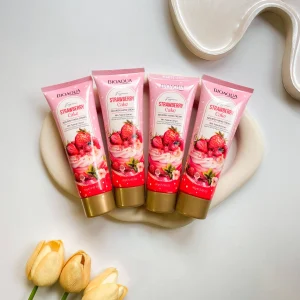 کرم دست کیک توت فرنگی بیواکوا