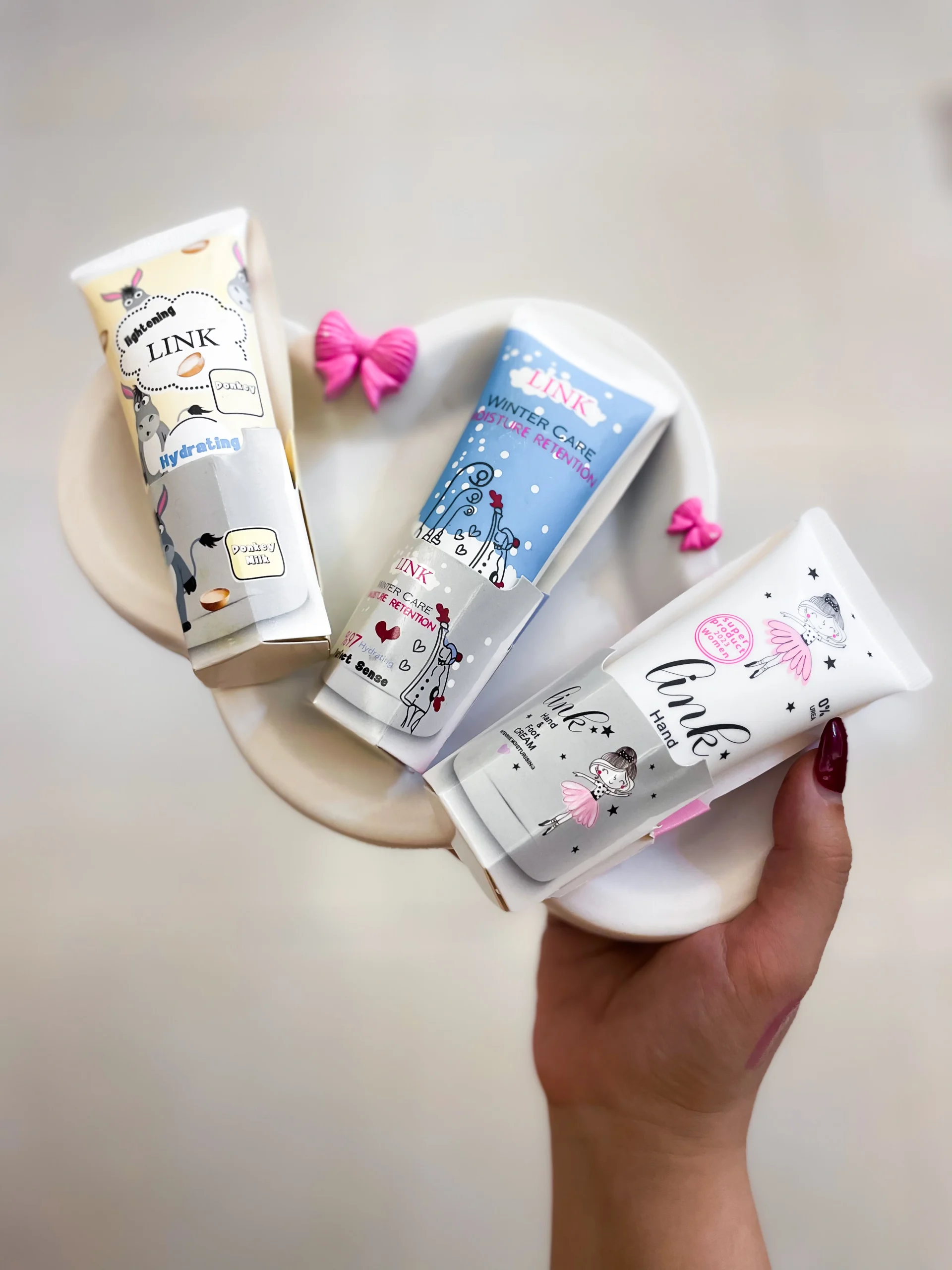 کرم آبرسان و مرطوب کننده لینک