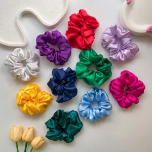 Alternative view of کش اسکرانچی ساتن