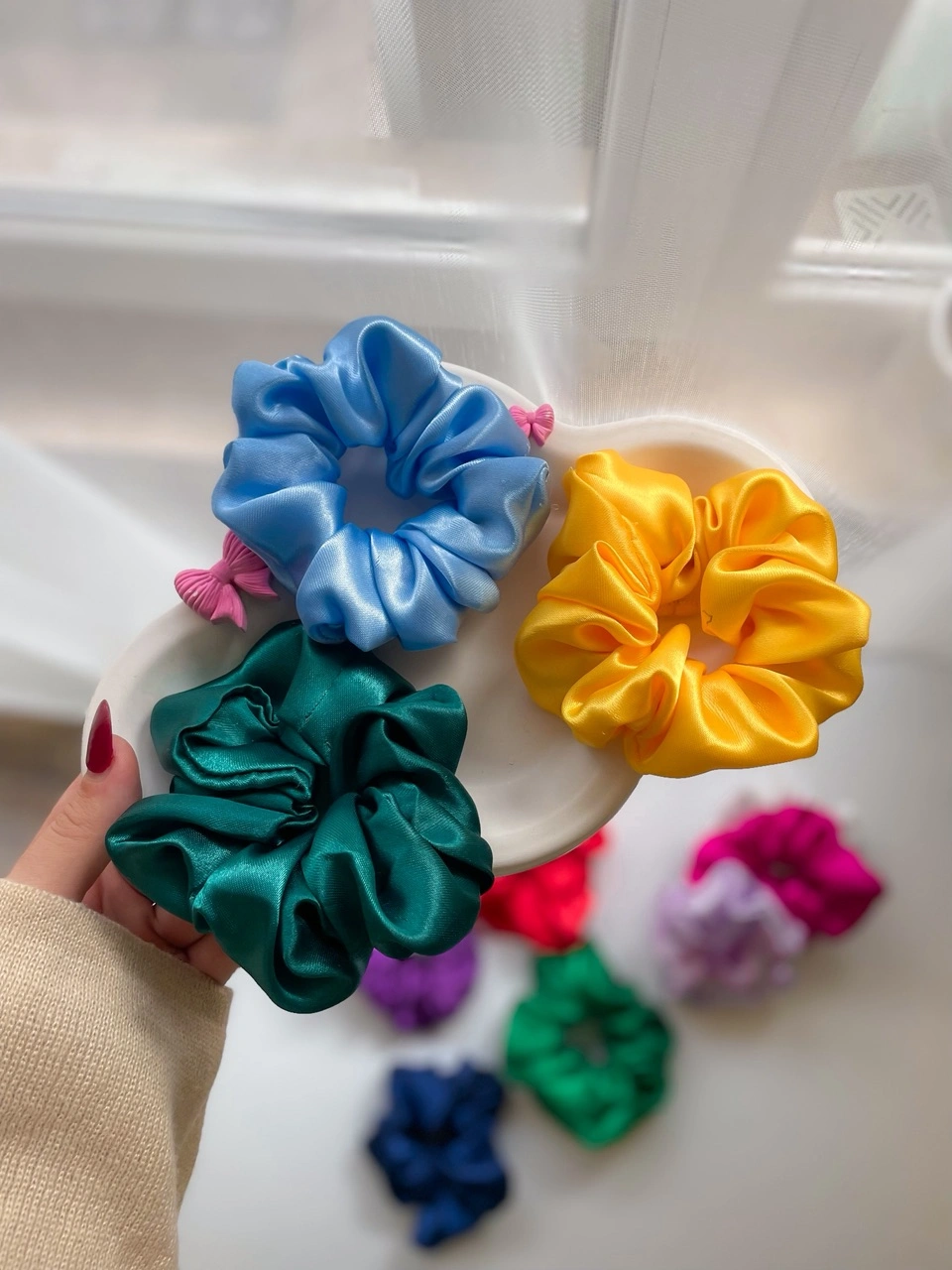 کش اسکرانچی ساتن - Image 6