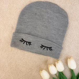 کلاه بافت دو چشم